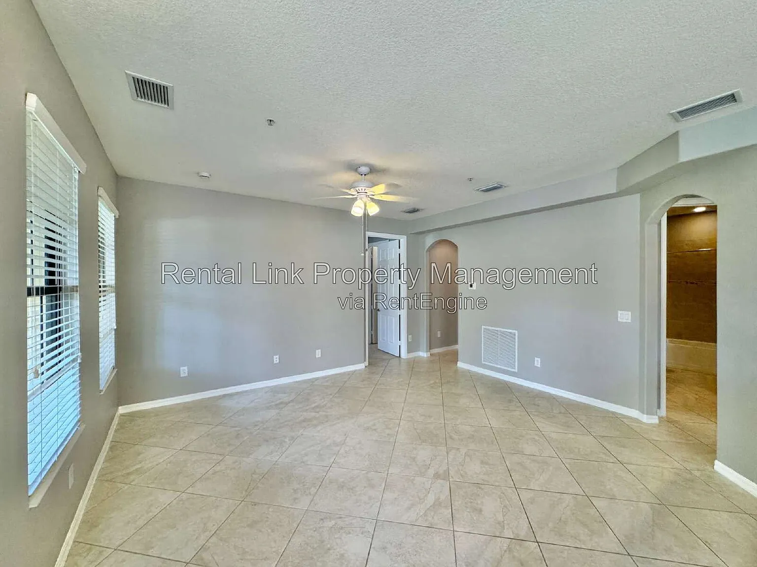 2 bed, 2.0 bath, 1145 sqft, $1,900 — Photo 2