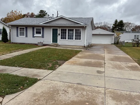 411 Eberhart Dr, Shelbyville, IN 46176