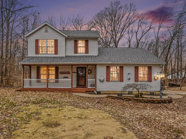 200 Mayflower Rd, Buchanan, MI 49107