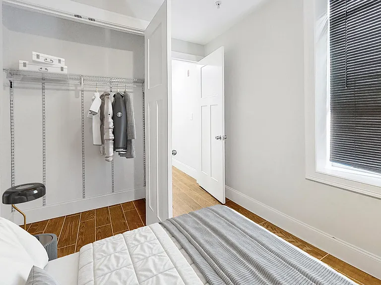 25 Caldwell St #1 — Photo 6
