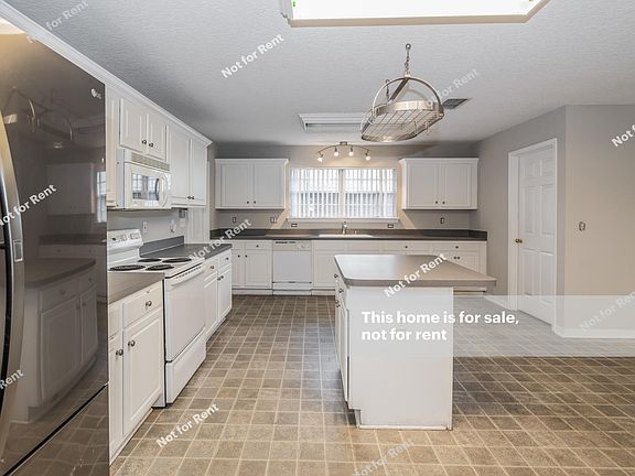 4th image of 1222 McGirts Creek Dr E