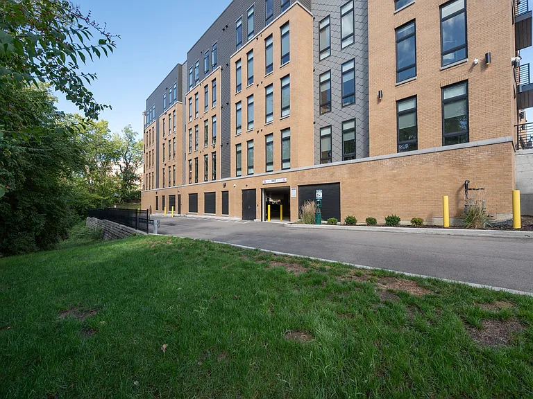Four23/Hoge — Photo 81
