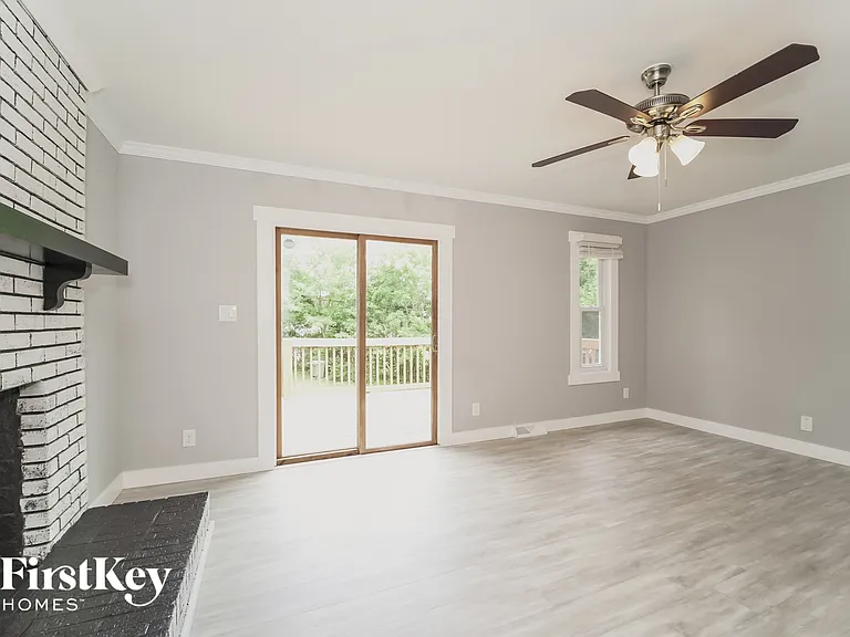 4039 Seaforth Dr — Photo 5
