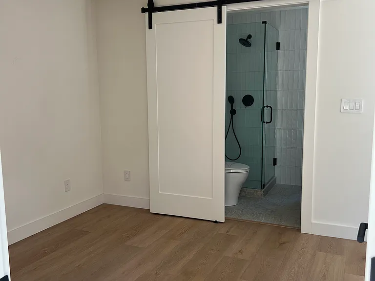 2 Platt Ave #2A — Photo 8
