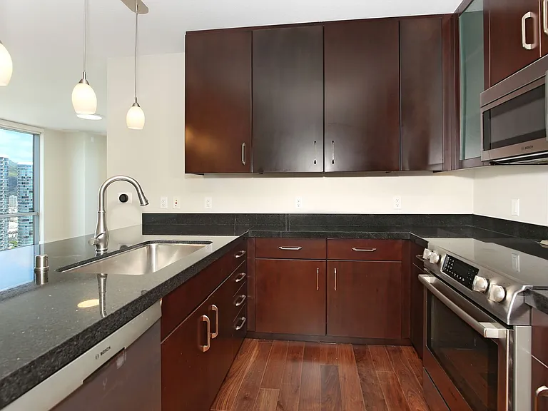1189 Waimanu St #3506 — Photo 2