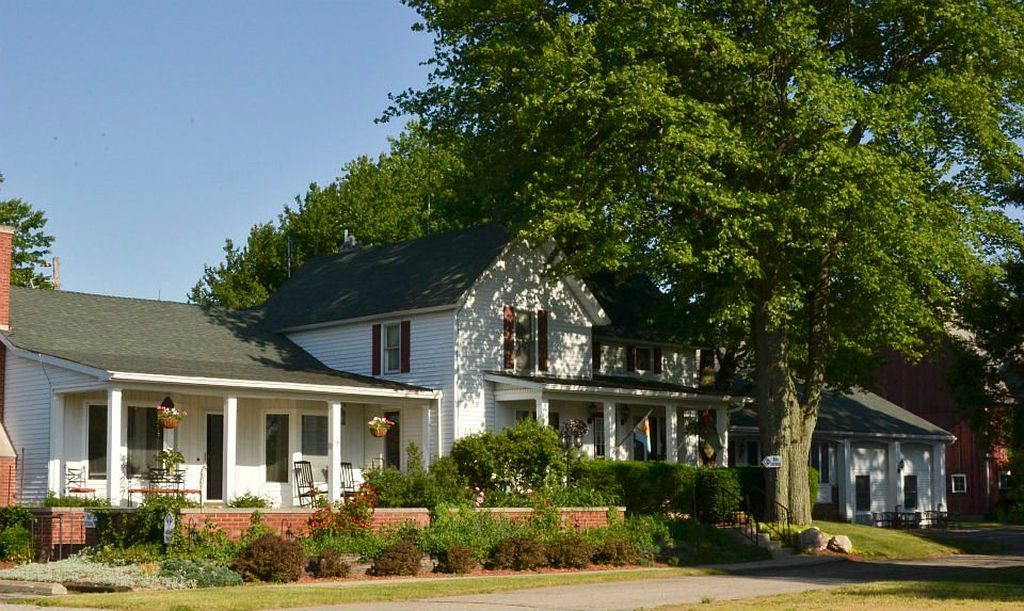 11748 County Road 2 - Property Image