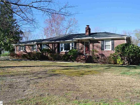 2nd image of 205 Thornwood Dr