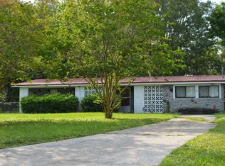 6461 Sage Dr, Jacksonville, FL 32210