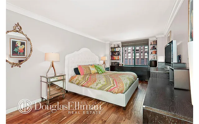 Sold by Douglas Elliman | media 3