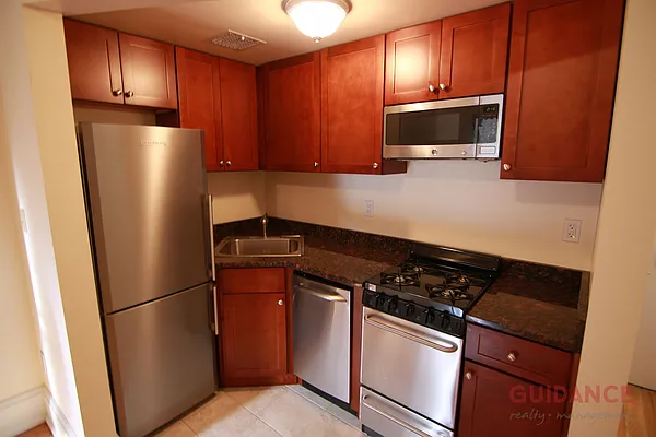 Rented by Guidance Realty Corp. | media 3