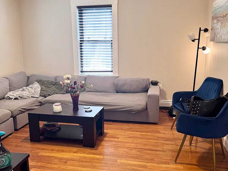 158 Otis St #1 — Photo 5