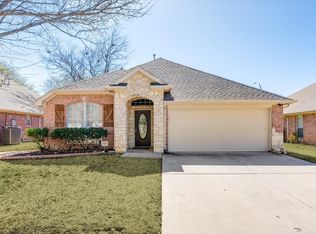 2410 Casey Ct, Arlington, TX 76013