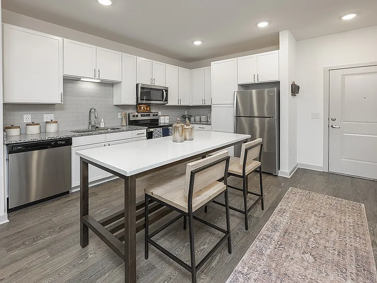 The Clarke at Kendall Town Apartments — Photo 15