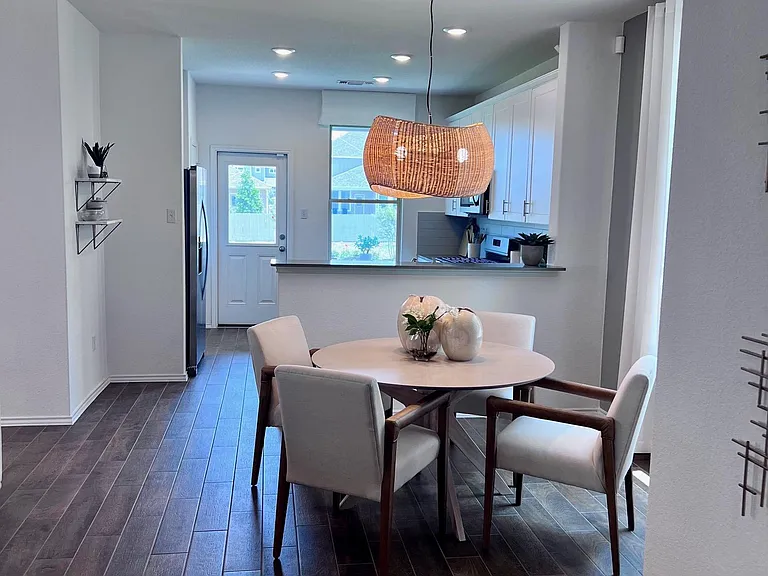 437 Pickrell Loop — Photo 20