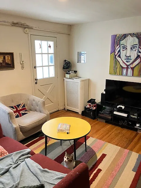 235 Christian St — Photo 2