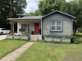 720 W 15th St, Fayetteville, AR 72701