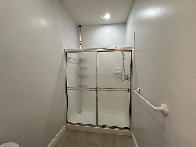 1641 Red Oak Ln — Photo 13