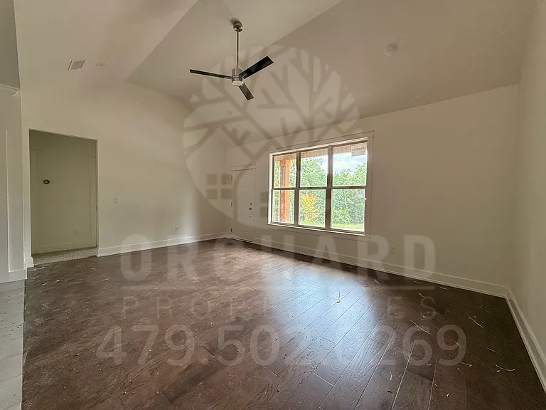 11 Shetland Cir — Photo 2
