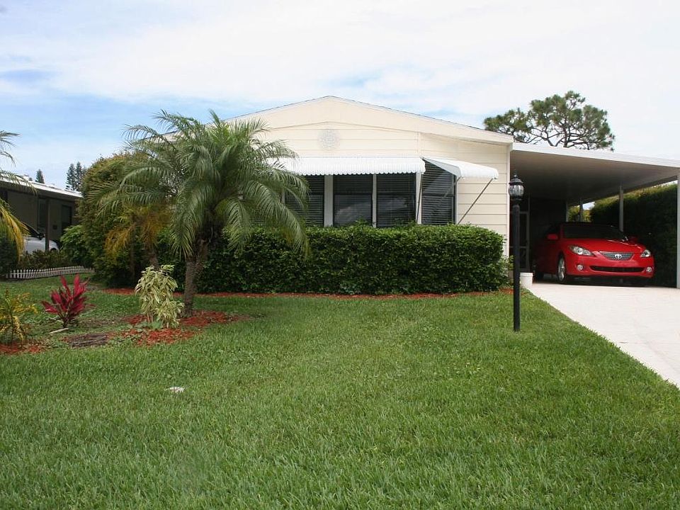 1st image of 7963 SE Saratoga Dr