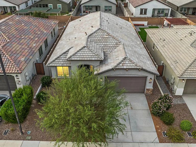 19568 W Rancho Dr — Photo 37