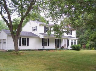 1502 Water St, Eaton Rapids, MI 48827