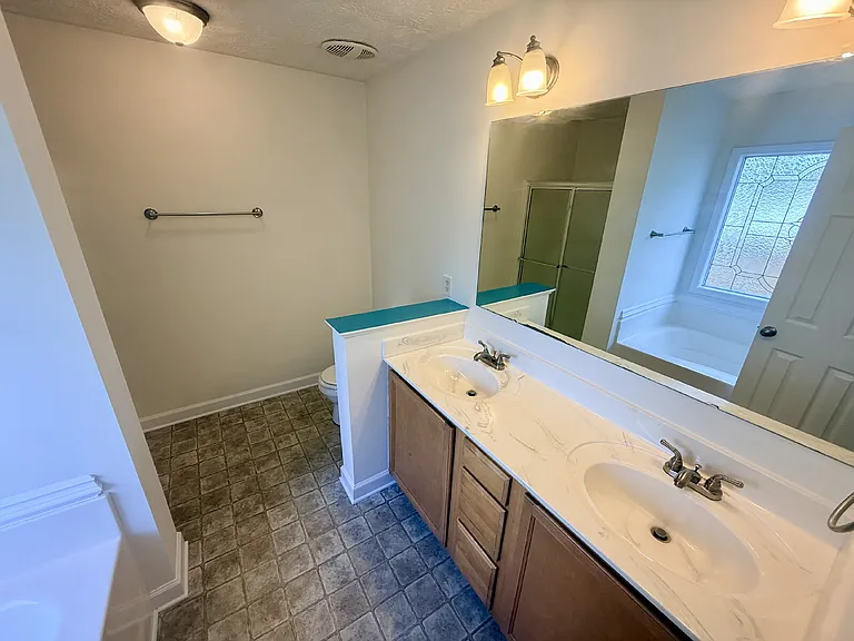3019 Burton Dr — Photo 18