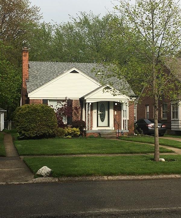 1st image of 14160 Glastonbury Ave
