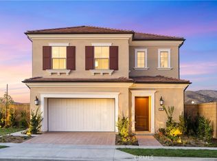 101 Glydon, Irvine, CA 92618