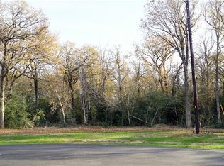 123 Coyote Xing, Elgin, TX 78621