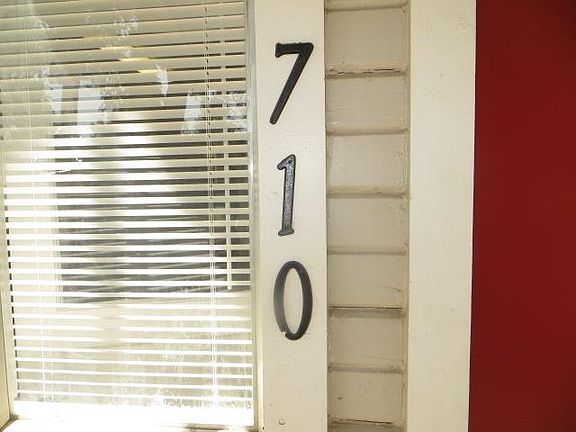 3rd image of 710 Cross St #710