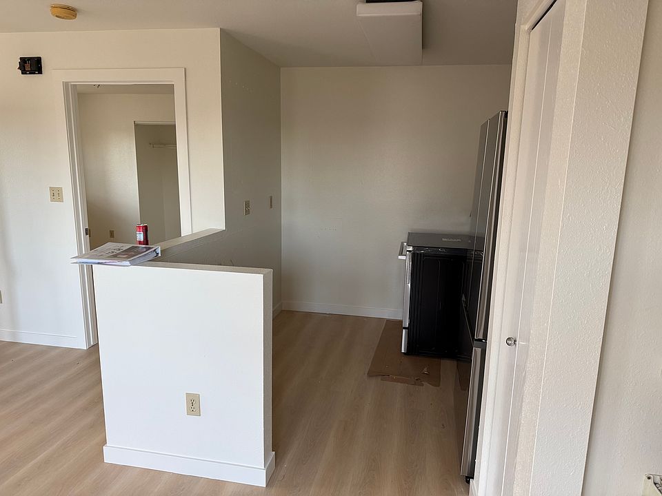 Unit is completing renovation. Available 01/01/2026