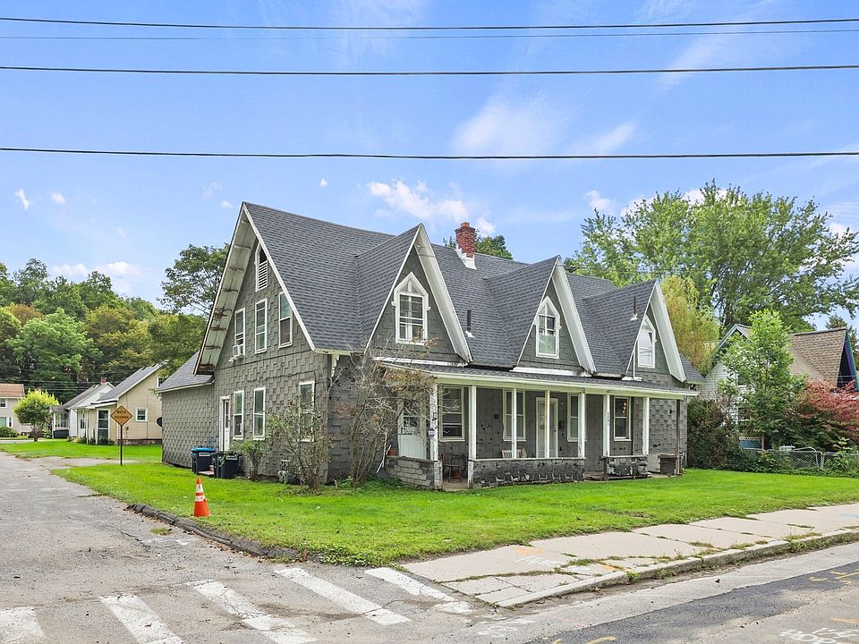 1st image of 340-342 Wahconah St