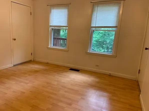 23 James St #R, Woburn, MA 01801