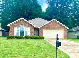 180 King Cotton Ln, Wetumpka, AL 36092