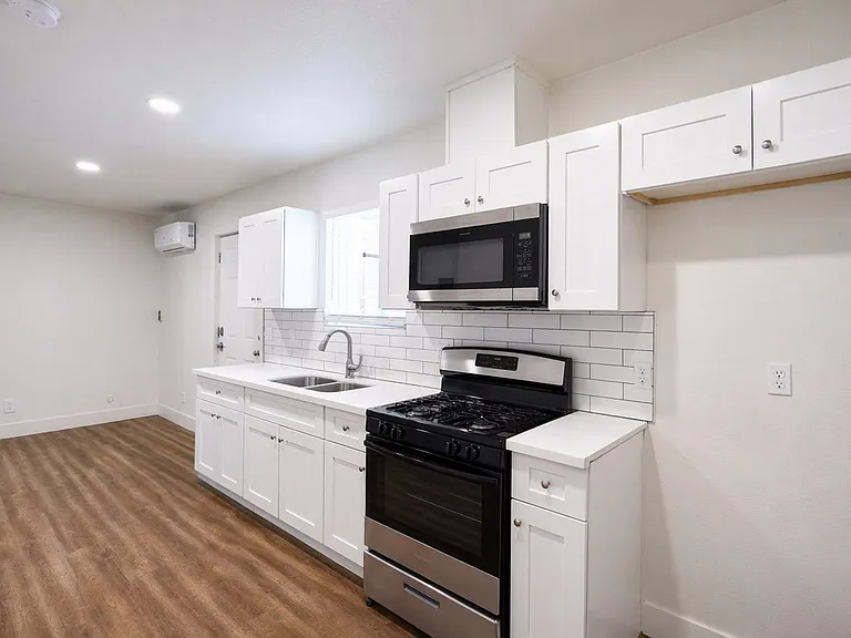 10637 Sagittarius Dr — Photo 9
