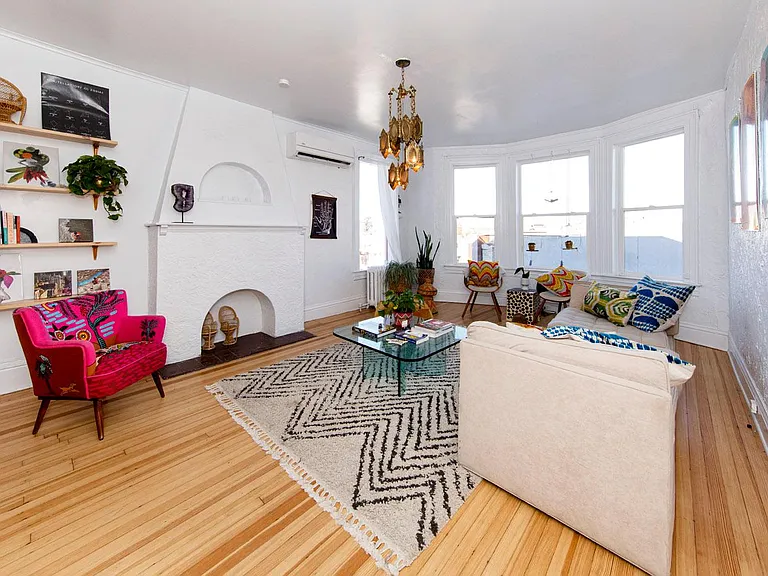 2220 E Colfax Ave — Photo 30