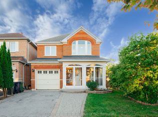 4 Glacier Cres, Toronto, ON M1X 2A9