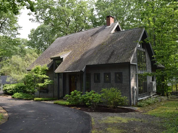 560 Bluff Road, Northport, ME 04849