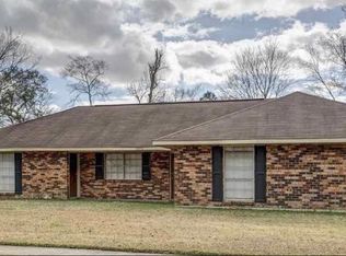 10354 Bronzebush Ave, Baton Rouge, LA 70816