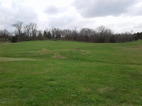 4th image of 70 Oak Tree Way