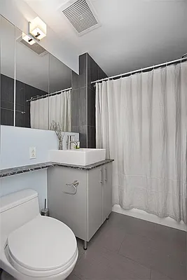 Rented by Space Marketing Shop | media 5