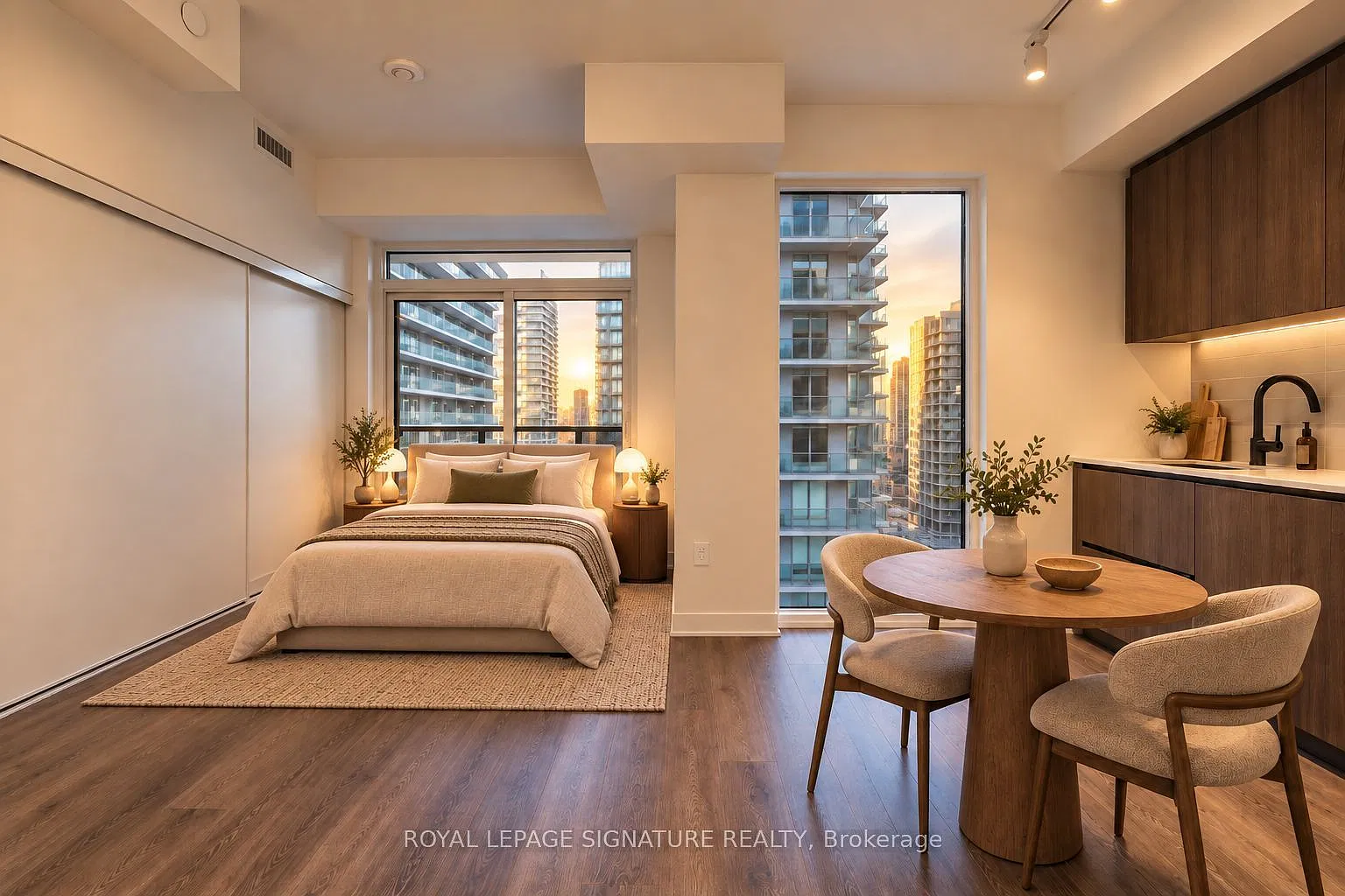 Line5 Condos — Photo 3