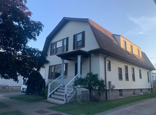 13 Jonathan St #2, New Bedford, MA 02740