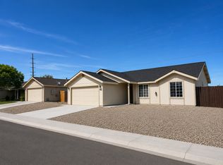 583 Spur Way, Fernley, NV 89408