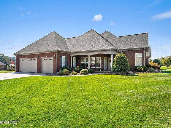5th image of 170 E Port Dr