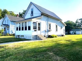 1408 3rd Ave, Sterling, IL 61081