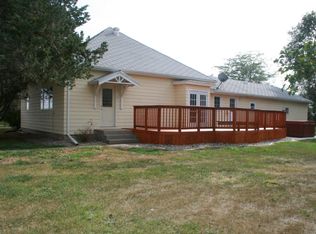 307 E Main St, Mansfield, SD 57460