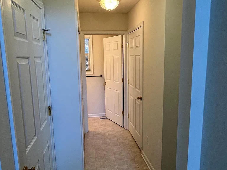 921 S Talbot St #C — Photo 24