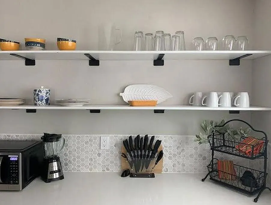 2 bed, 1000 sqft, $2,400 — Photo 3