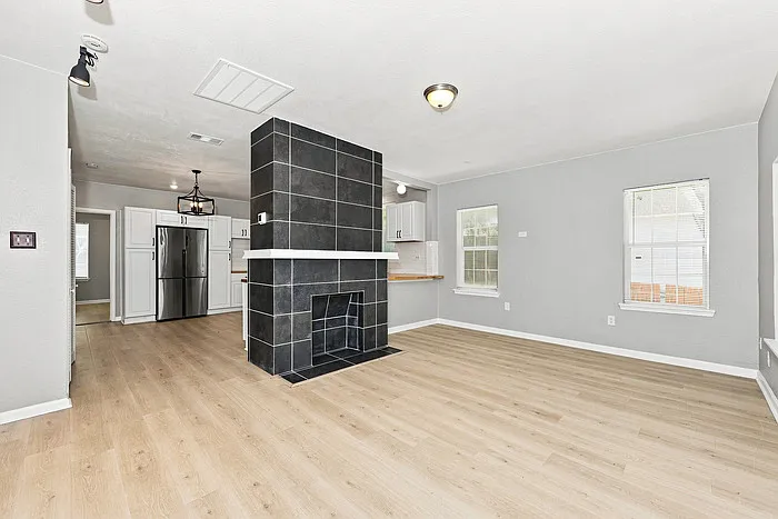 823 Havendon Cir — Photo 3